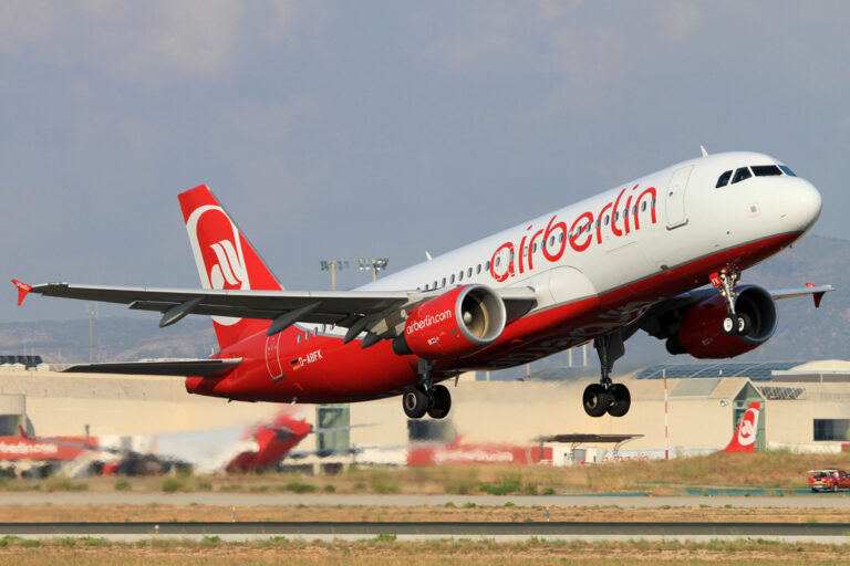 airberlin signs wet-lease agreement with Lufthansa Group