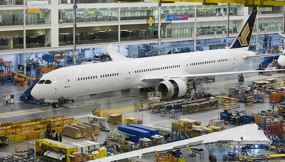 Boeing Rolls Out Singapore Airlines’ First 787-10 Dreamliner