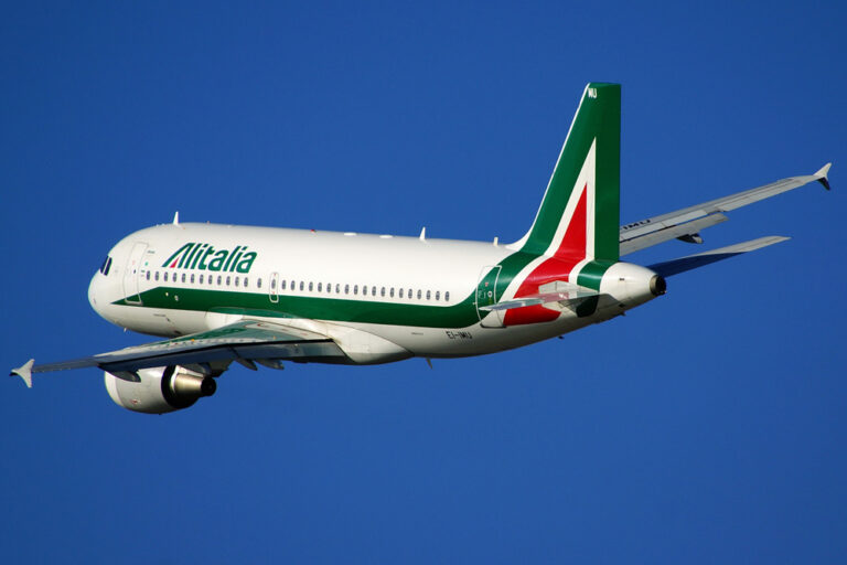 Alitalia Runs Out of Saviors: Gov’t, Banks Refuse to Salvage Italian Airline