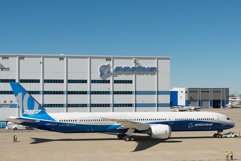 Boeing Unveils First Boeing 787-10 Dreamliner