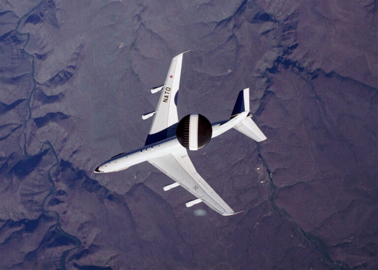 Boeing Begins Digital Flight Deck Upgrades to NATO Fleet