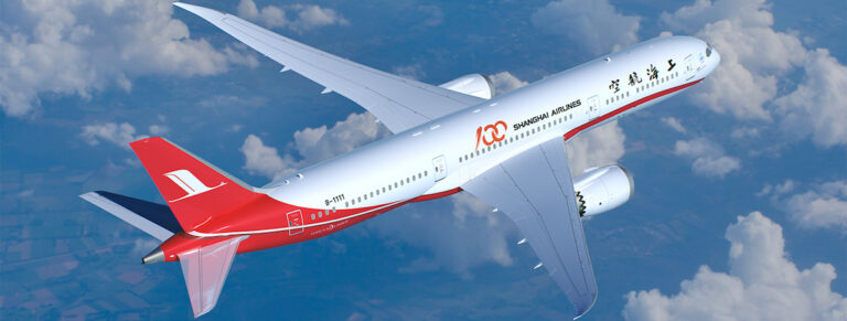 Boeing Delivers First 787 Dreamliner for Shanghai Airlines