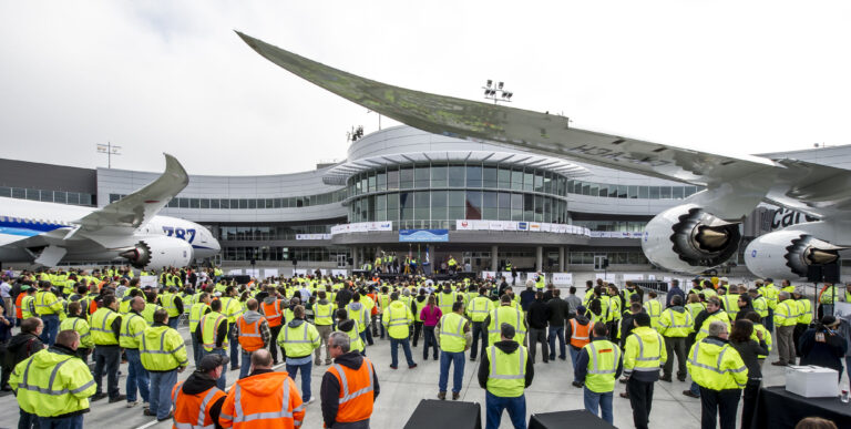 Boeing opens new Everett delivery center