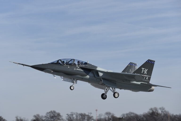Boeing T-X Completes First Flight