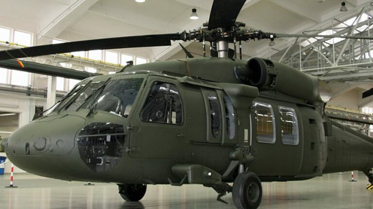 Chilean Air Force Orders Six S-70i Black Hawk Helicopters
