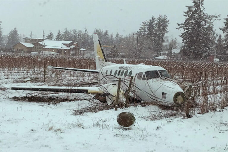 Departure After 14 Minutes in Heavy Snowfall Led to 2018 Collision With Terrain at Abbotsford Airport