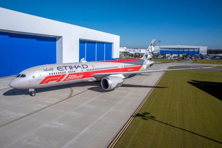 Etihad Airways Unveils Its Latest Formula 1 Livery