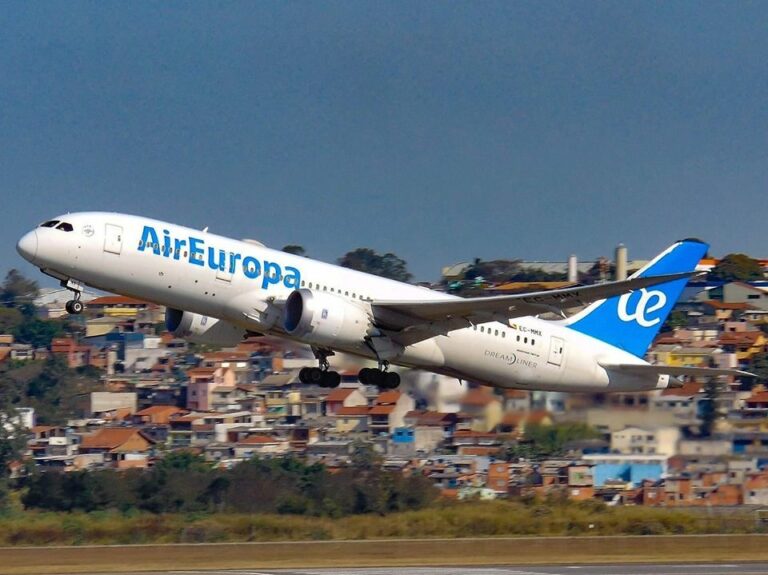 IAG Buys Air Europa for €1 Billion