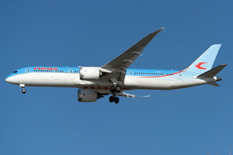 Neos Takes Delivery of New Boeing 787-9 Aircraft