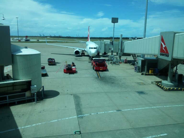 Qantas to Outsource Ground Handling Operations at 10 Airports Across Australia