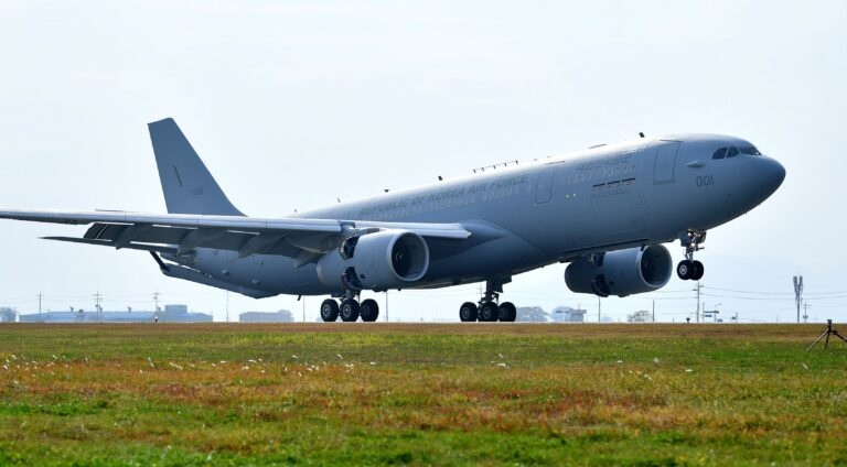 Republic of Korea Air Force Receives First Airbus A330 MRTT