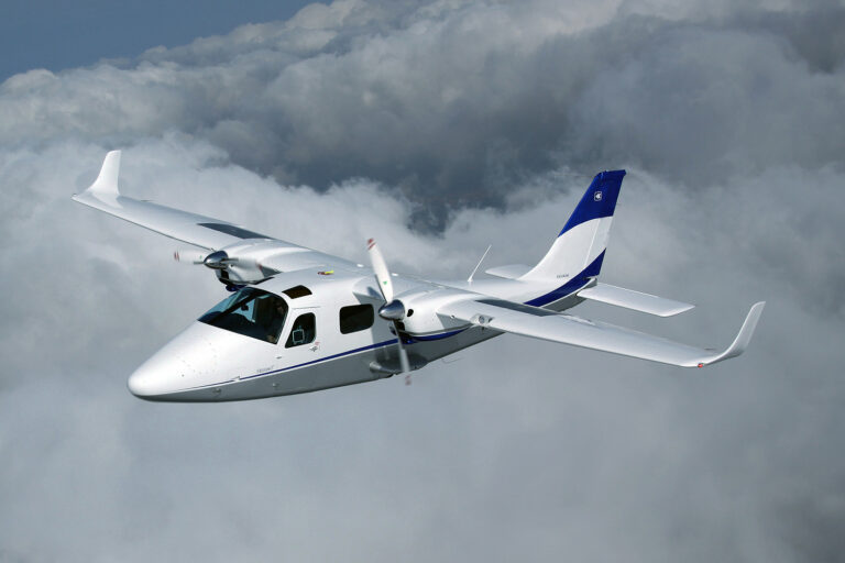 Romanian Aviation Academy selects the Tecnam P2006T twin to expand its fleet
