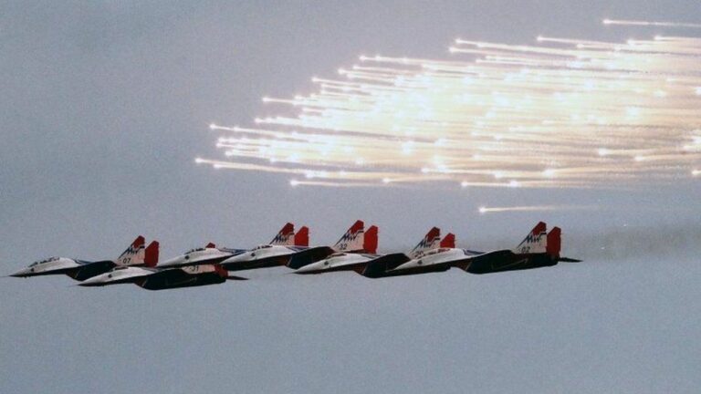 Russian MiG-29 fighter jet crashes into Mediterranean