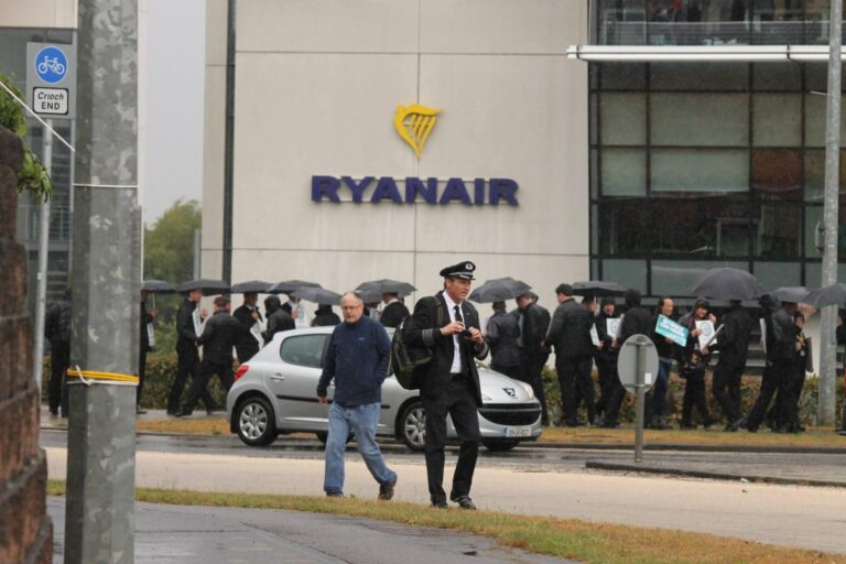 Ryanair Base Closures Are a Declaration of War, Say Pilot Union Leaders