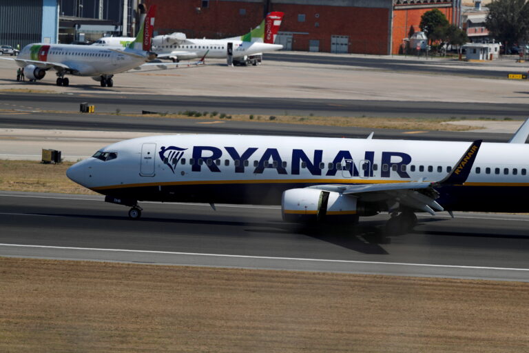 Ryanair Expects Boeing 737 MAX Delivery Delays to Slow Capacity Growth