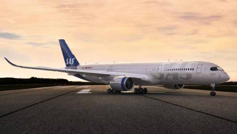 Scandinavian Airlines Unveils Its New Livery