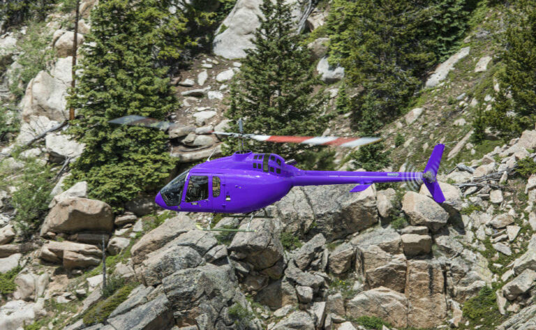Signature S.R.L. in Paraguay signs for Bell 505 Jet Ranger X