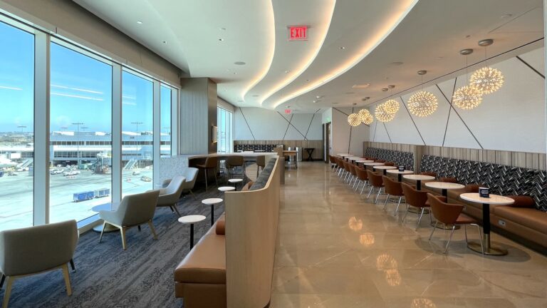 Sky Lounge Services Expands in Style Yet Again