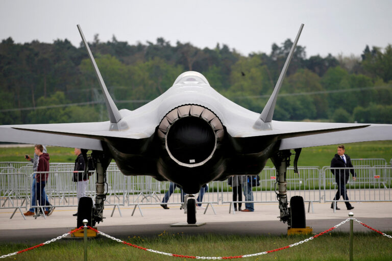 U.S. Department of Defense and Lockheed Martin Agree to Cut Price for New F-35 Fighter Jets