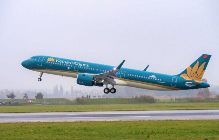 Vietnam Airlines Announces New Routes to Bali and Phuket