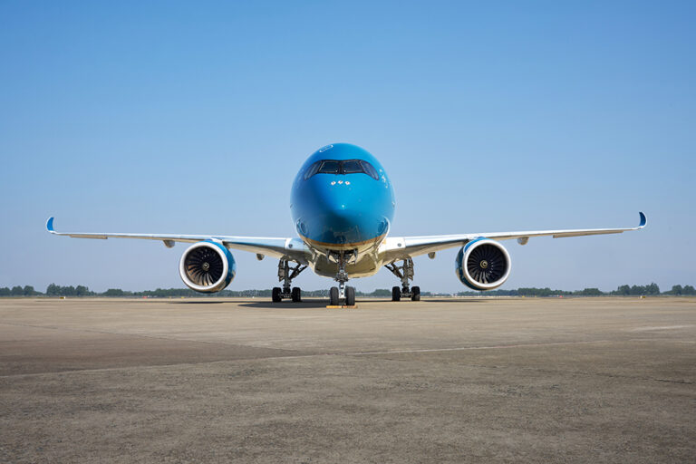 Vietnam Airlines Continues to Reduce Frequency of Domestic Flights