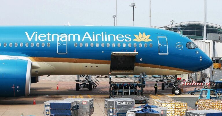 Vietnam Airlines Reports Profit 30% Higher Than Expected