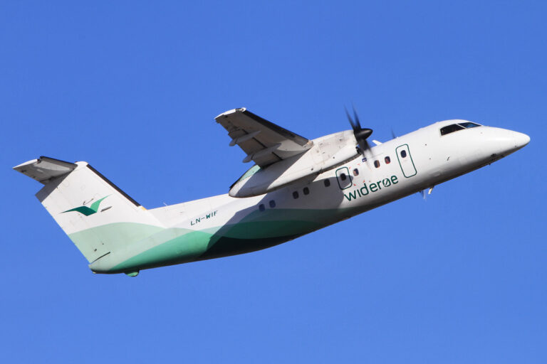 Widerøe Signs Up Another Four Dash 8-100 Aircraft for Bombardier’s Extended Service Program